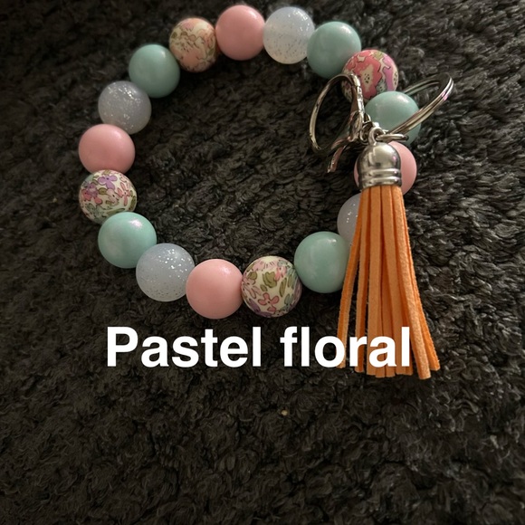 Hand Crafted Beaded Keychain Bracelets - Pink, Blue, Purple, Gold - Picture 10 of 16